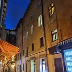 площа ринок! Apartment *